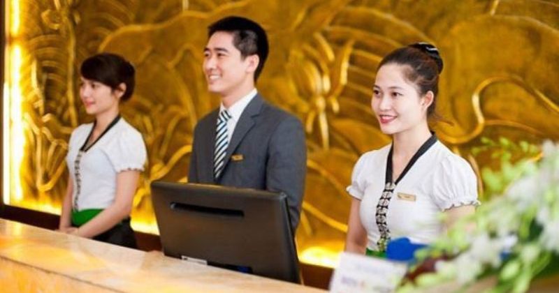 Lễ tân khách sạn là gì