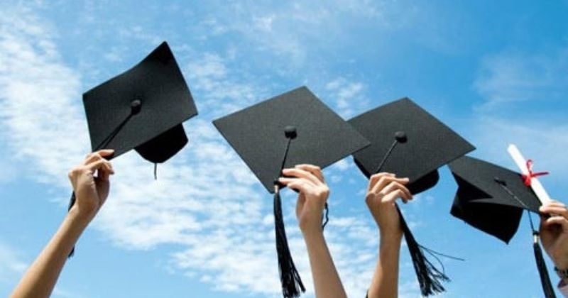 Lời khuyên giúp bạn chọn đúng trường phù hợp với bản thân