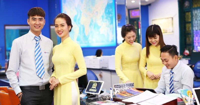 Nhân viên điều hành tour (Tour operator)