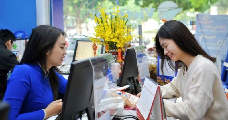 Nhân viên điều hành tour